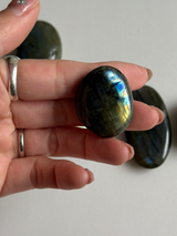 【MOMOMOON】Labradorite palm stone (小)7点 SET【1セット限り】