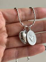 Plump Heart Pendant top