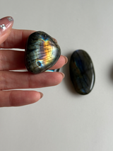 【MOMOMOON】Labradorite palm stone (小)7点 SET【1セット限り】
