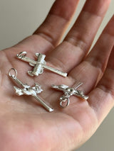 Hand in Heart cross top size 30×21mm 【medium】