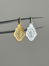 Thin plate Maria charm