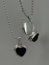 裏面刻印【お好きな刻印お入れします】Black Heart Locket pendant 燻加工仕上げ・軽量