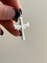 Hand in Heart cross top size 30×21mm 【medium】