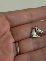 horse Pendant top