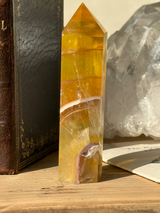 【MOMOMOON】イエローフローライト タワー |fluorite|天然石・鉱石・パワーストーン【SC081-9】