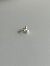 mini Perl ear cuff