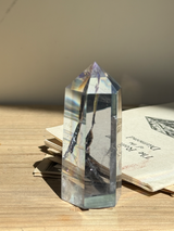 【MOMOMOON】レインボーオーラクリスタル(水晶)ポイント A | 天然石・鉱石・パワーストーン