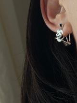 Gather frills clip catch Pierce