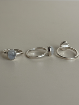 Oval cut Rainbow moonsotne Ring