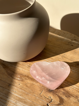 【MOMOMOON】Madagascar Rose quartz Heart Tray【No.9】