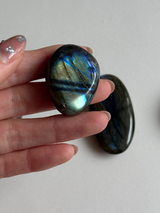 【MOMOMOON】Labradorite palm stone (小)7点 SET【1セット限り】