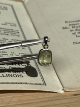 【MOMOMOON】メキシコ産ゴールデンアパタイト ペンダントトップ | 天然石・鉱石・パワーストーン