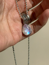 【MOMOMOON】高品質 Rainbow Moonstone pendant top【1-B】