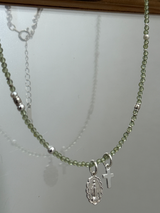 Silver925×天然石|8月誕生石 ペリドット ミニチャーム ネックレス 41cmまたは41cm+アジャスター4.5cm(Reeplushハンドメイド)