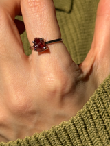 【MOMOMOON】ガーネット ラフカットリング:フリーサイズ| 天然石・鉱石・パワーストーン