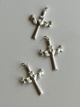 Hand in Heart cross top size 30×21mm 【medium】