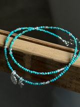 Silver925×天然石|12月誕生石 トルコ石(ターコイズ) ミニチャーム ネックレス 41cm(Reeplushハンドメイド)