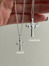 Hand in Heart cross top size 30×21mm 【medium】