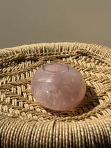 【MOMOMOON】Madagascar Rose quartz Oval candle holder/1.19kg