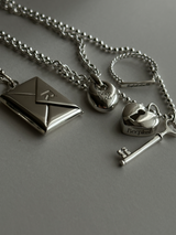 両サイド刻印可能【お好きな刻印お入れします】 Thick Heart padlock&key Pendant top SET