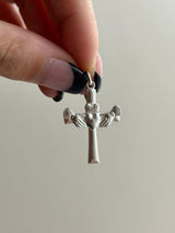 Hand in Heart cross top size 30×21mm 【medium】