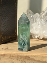 【MOMOMOON】エンジェルフェザーフローライト タワー |fluorite|天然石・鉱石・パワーストーン【SC081-2】