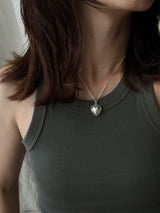 Plump Heart Pendant top
