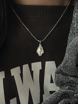 Thin plate Maria charm