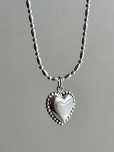 Plump Heart Pendant top