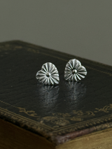 Radiant Heart Stud pierce | silver925 |超軽量ピアス