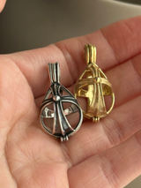 Basket Pendant top