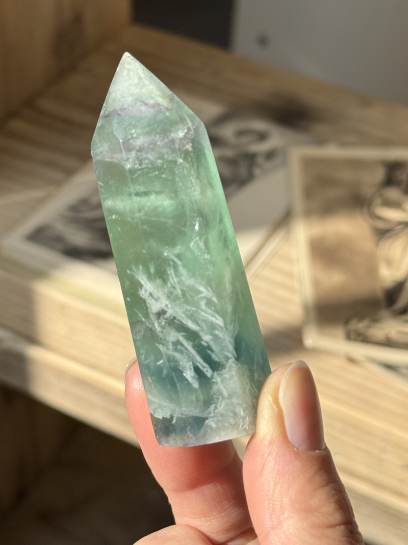 MOMOMOON】エンジェルフェザーフローライト タワー |fluorite|天然石