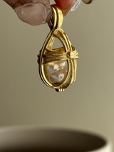 Basket Pendant top