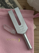 【MOMOMOON】4096Hz Crystal tuner made in JAPAN|音叉|クリスタルチューナー