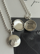 表+内側刻印【お好きな刻印お入れします】 - hidden message Locket pendant Type:Round -