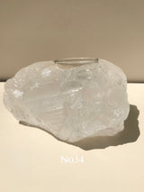 【MOMOMOON】1.3kg Madagascar quartz candle holder【No.14】