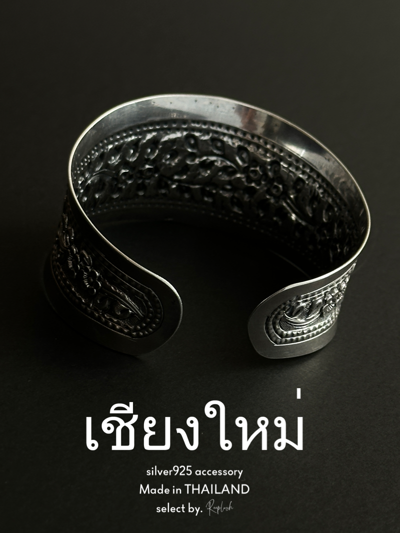 【Chiengmai silver】Embosser cuff bangle/1点もの【made in THAILAND 】