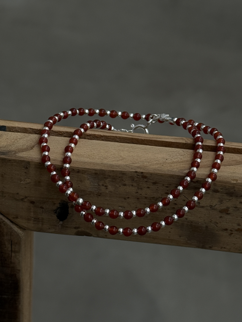 Silver925×天然石｜レッドオニキスチョーカー ネックレス37.5cm〜41.5cm（Reeplushハンドメイド）チャーム追加可能