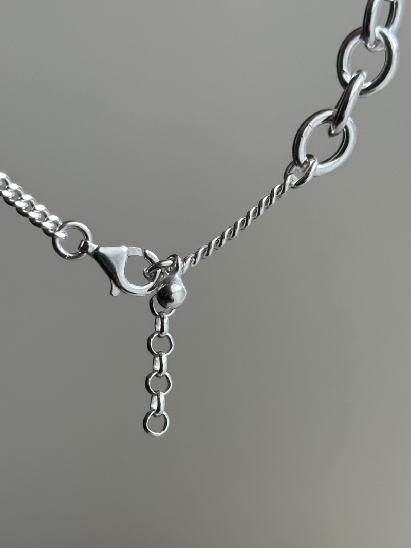 Maverick Chain necklace