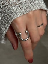 フリーサイズ ホースシューリング 10号〜16号程度調整可能| silver925 | 馬蹄