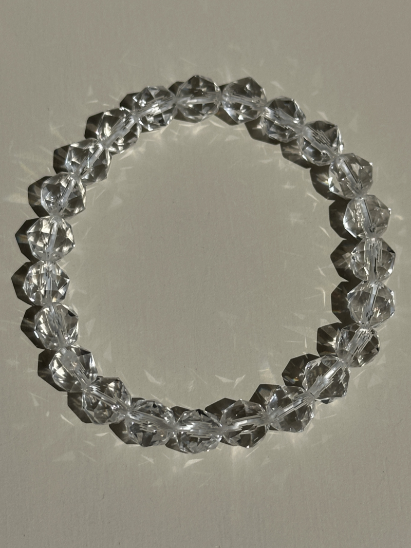 【MOMOMOON】高品質 手磨き水晶 /8.4mm  Star cut Crystal Bracelet  /Brazil