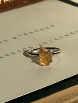 【MOMOMOON】インペリアルトパーズ ラフカットリング：9号 | 天然石・鉱石・パワーストーン