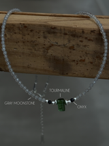 Silver925×天然石｜ポイントトルマリン グレームーンストーン チョーカーネックレス 35cm〜38.5cm（Reeplushハンドメイド）