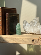 【MOMOMOON】エンジェルフェザーフローライト タワー |fluorite|天然石・鉱石・パワーストーン【SC081-4】