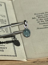 【MOMOMOON】高品質・ブラジル産ロンドンブルートパーズ ペンダントトップ  | 天然石・鉱石・パワーストーン