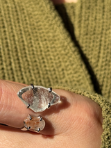 【MOMOMOON】ルチルクォーツ ラフカットリング：フリーサイズ約12〜15号程度 | 天然石・鉱石・パワーストーン