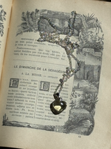 【MOMOMOON】【希少】リビアングラス ハートネックレス（45cm）|A|エジプト産 天然インパクトガラス ハート型ペンダント