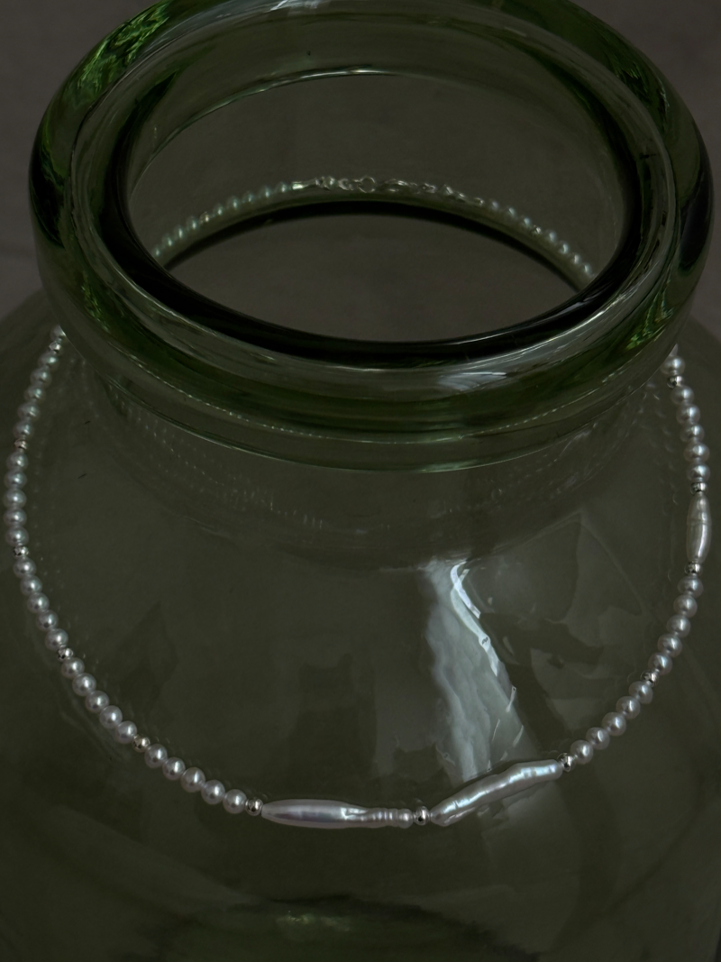 Silver925×天然石｜アシンメトリーバロックパールチョーカー ネックレス37.5cm〜42cm（Reeplushハンドメイド）