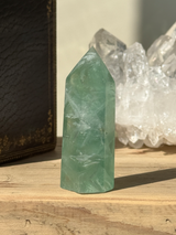 【MOMOMOON】エンジェルフェザーフローライト タワー |fluorite|天然石・鉱石・パワーストーン【SC081-4】