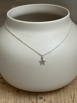simple STAR charm | 13.5 mm